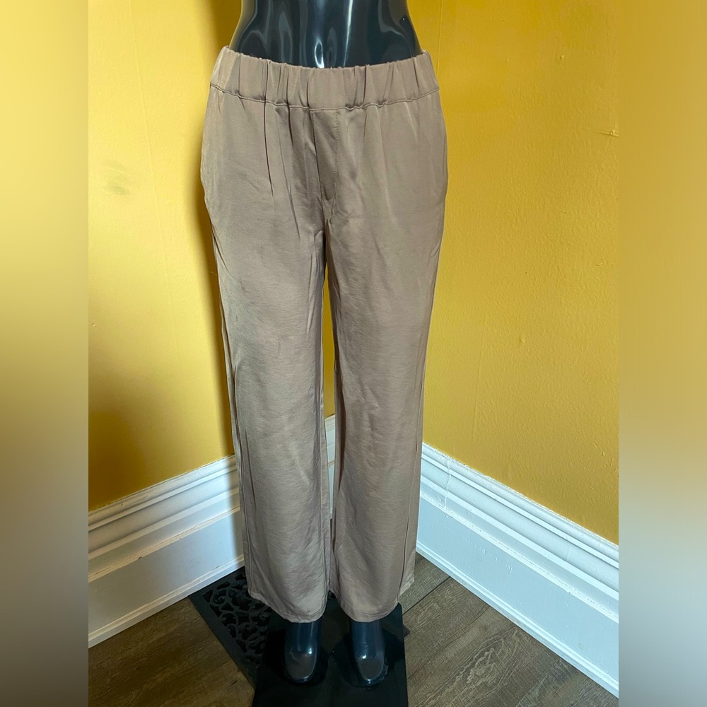 Women’s Silky Cuffed Trousers ( 10 )
